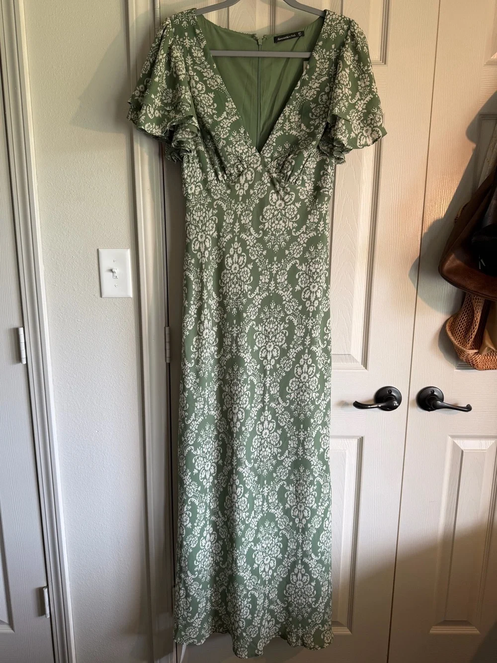 Abercrombie & Fitch Sage Green Floral-Print Maxi Dress